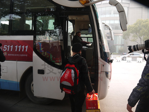 春节万科礼到"幸福"到 免费大巴送您回家