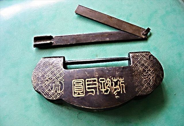古锁收藏有门道:应避免焦躁心态