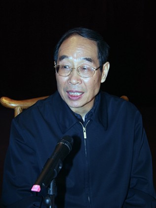 陈雪峰向福建省委书记汇报企业创新发展情况