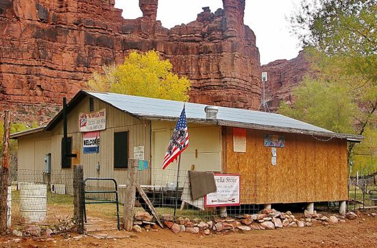 美国最小印第安部落 仍需骡子送信