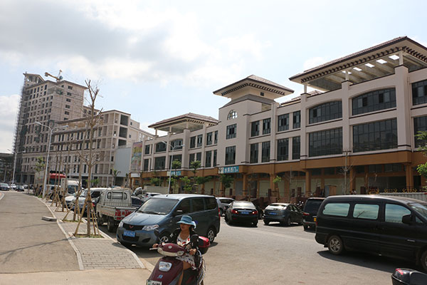 项目配套:吉阳鸿港新mall城