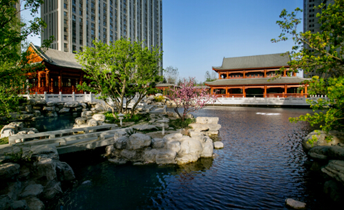 豪宅上演"年中大考" 紫辰院蝉联