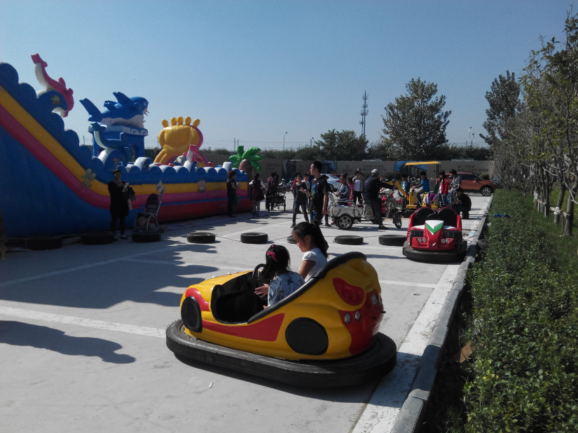 万城聚豪掀黄金周抢房热潮 砸金蛋活动圆满落幕