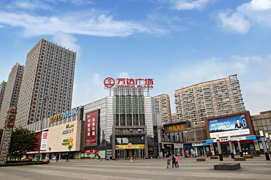 万达旁206㎡稀缺空中大宅唯有长江越领领墅