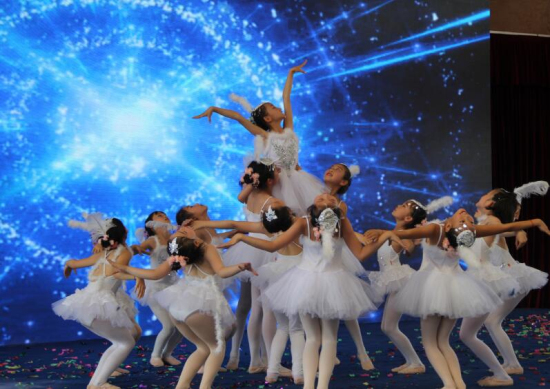 《大梦想家》舞蹈表演