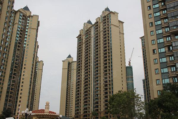 昆明恒大金碧天下八周年庆 大城已成为配套点赞