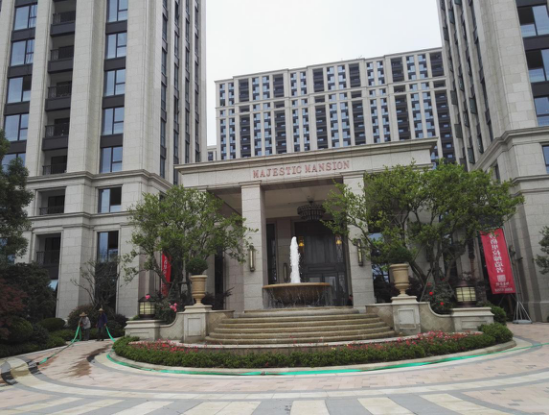 御庭壹號项目地位于台州椒江区市府大道北侧,芷东路东侧,两分钟即可到