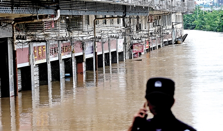 万分惊险!1998年来最大洪水袭击綦江20个街镇