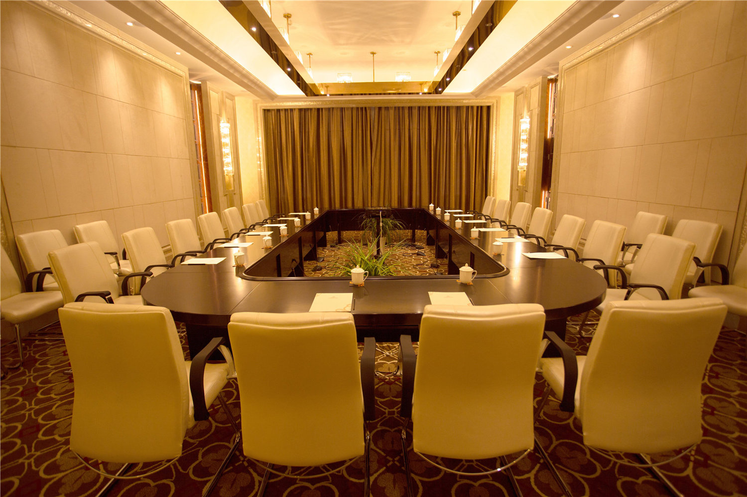 金福酒店:唯一一家自然生态主题旅游度假酒店