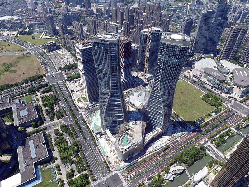 感受一座扭曲的神奇建筑 体会欧洲后花园的浪漫