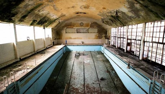 1936年德国柏林奥运会被废弃的游泳池