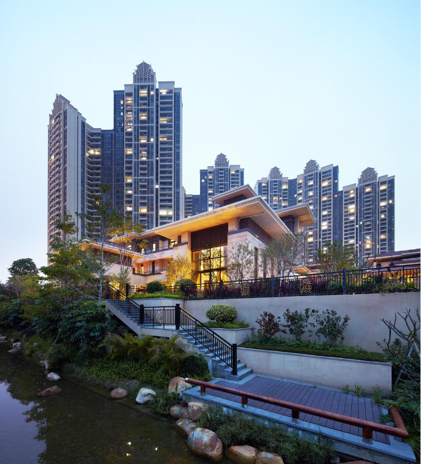 东江首府,除了一般别墅的生活,服务,休闲功能,还独有500㎡的超大花园