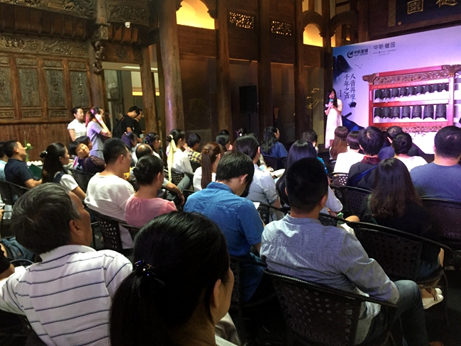 本次活动邀请了2位大师,分别制琴大师,当代干将金海鸥,铸造出一组国家
