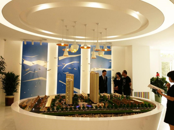 中正亲贤们营销中心盛装面世