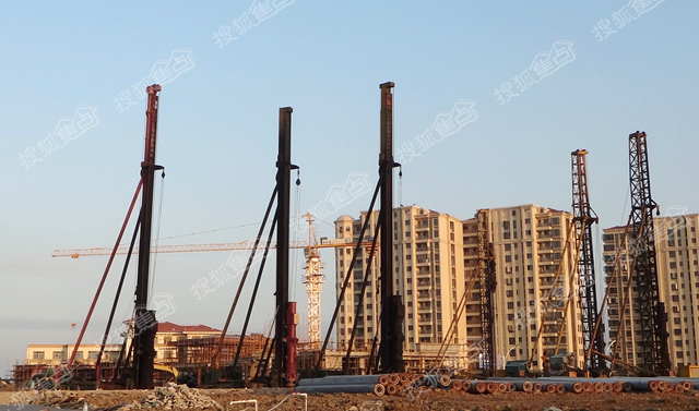 打桩机及新展厅实景