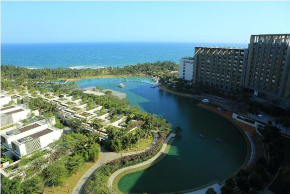 如果海棠湾是三亚最华美的外衣,晋园就是这外衣上最耀眼的蓝宝石.