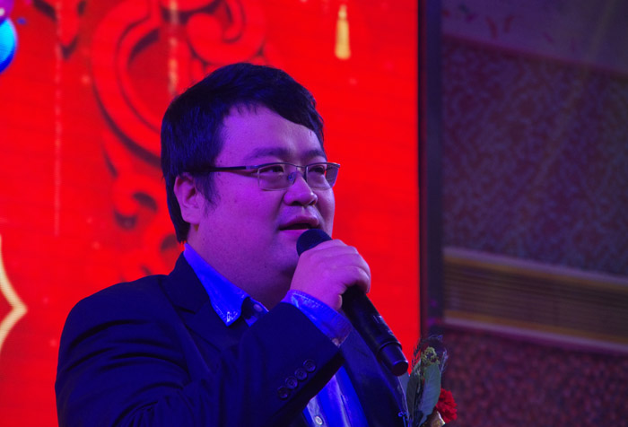 天庆集团总经理,甘肃天庆房产经纪公司董事长韩泽华先生致辞