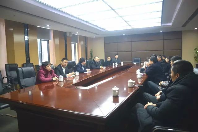 周楚政总经理与商会代表座谈