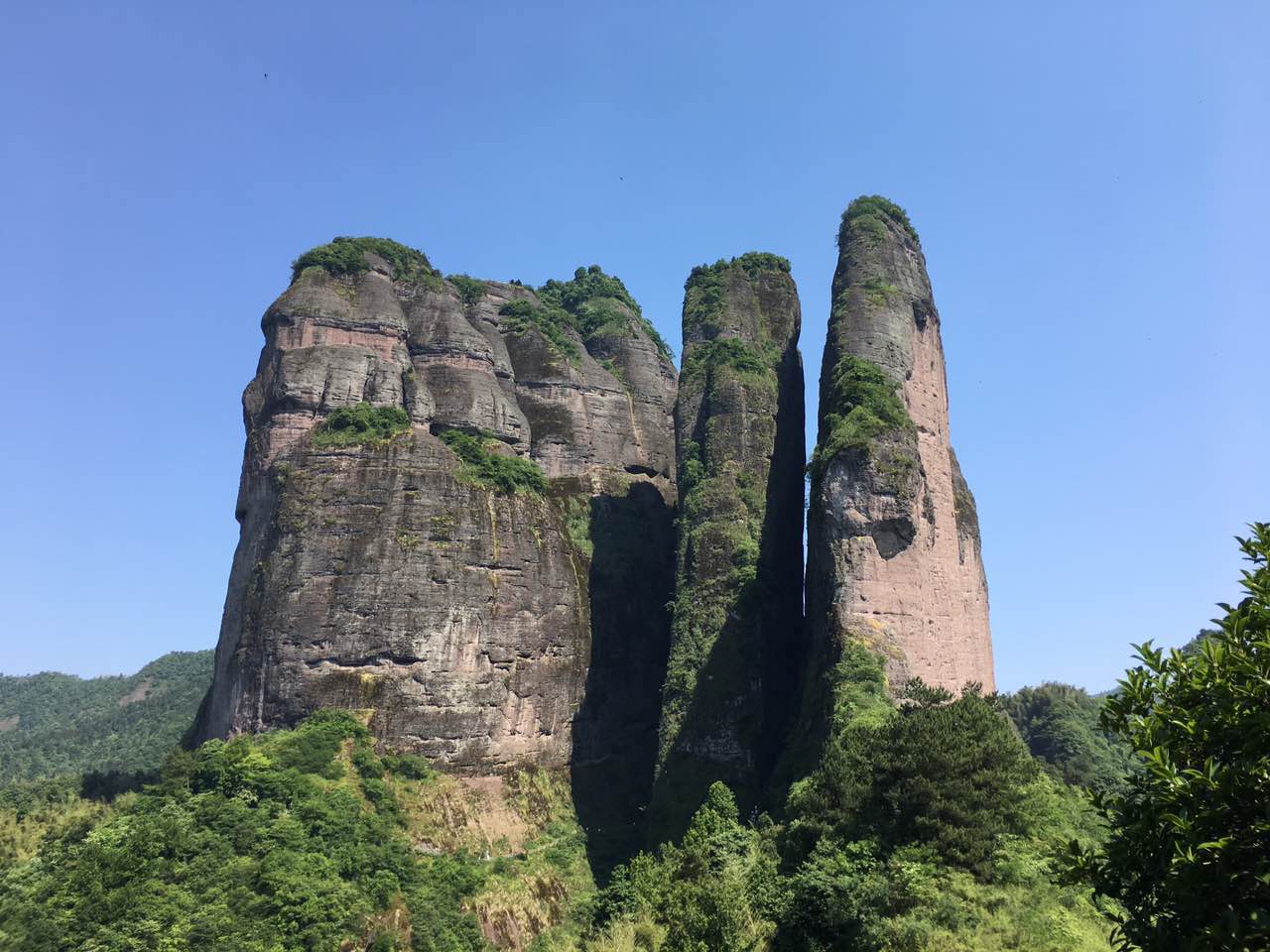 深挖传说内涵 "一桶姜山"主题活动在江郎山上演