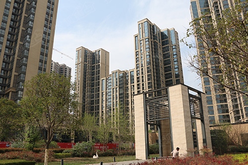 小编拍了华侨城天鹅堡的实景图,快来看看-华侨城天鹅堡-西安搜狐焦点